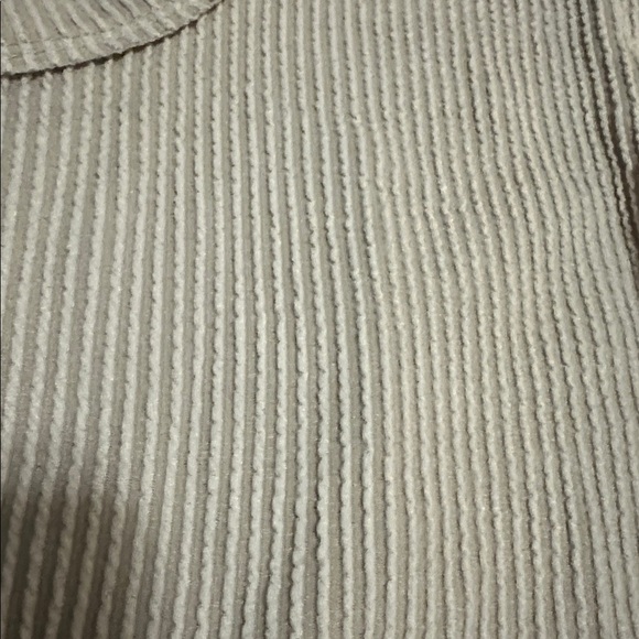 Maurice’s 24/7 Sleeveless Ribbed Knit Top in Beige size medium - Picture 3 of 8